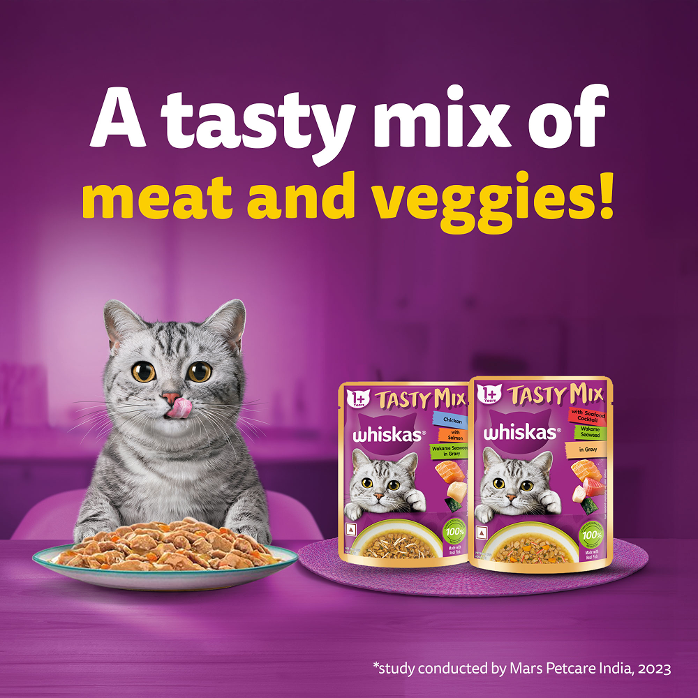 Whiskas Seafood Cocktail With Wakame Seaweed in Gravy Tasty Mix Adult Cat Wet Food